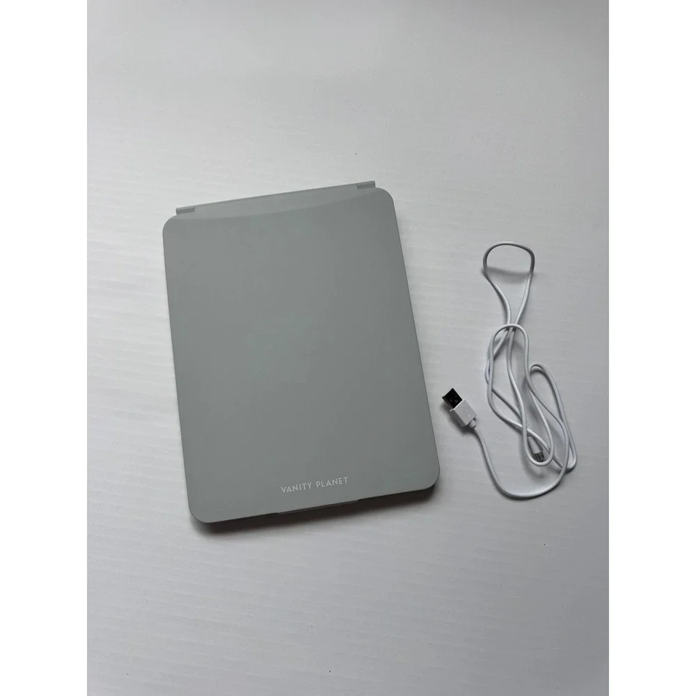 Vanity Planet Pose LED Travel Mirror